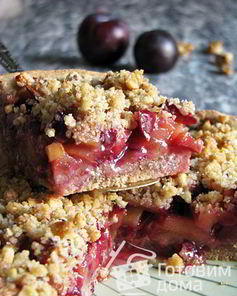 Сливовый пирог с грецкими орехами