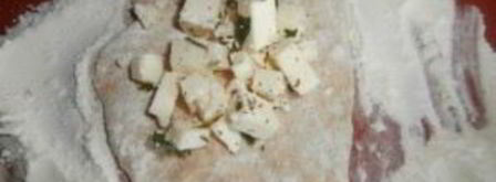 быстрые пирожки на сковороде. Шаг 3