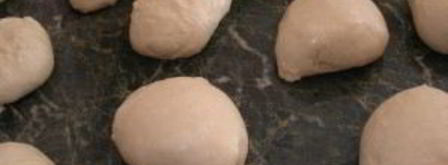 дрожжевые пирожки на кефире. Шаг 3