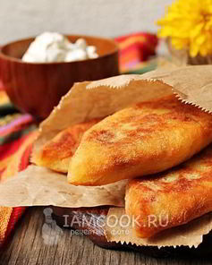 Картофельные пирожки с мясом