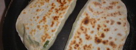 кутабы с зеленью и сыром. Шаг 6