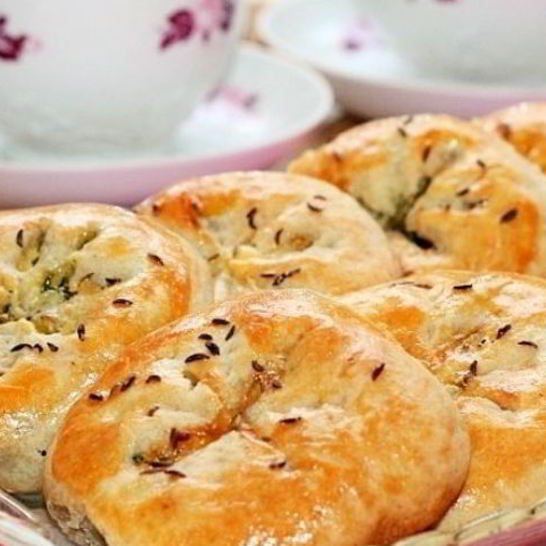 Рецепт пирожков-булочек на кефире с оливками и зеленью