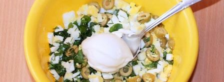 пирожки-булочки на кефире с оливками и зеленью. Шаг 5