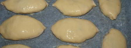 пирожки дрожжевые с капустой и мясом. Шаг 11