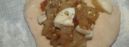 пирожки дрожжевые с капустой и мясом. Шаг 9