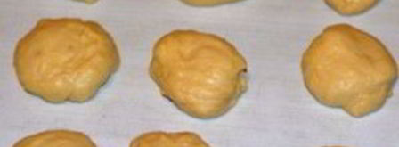 пирожки дрожжевые с вишней. Шаг 5