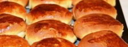 пирожки дрожжевые с вишней. Шаг 10