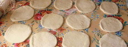 пирожки дрожжевые. Шаг 15