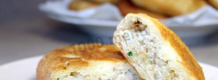 пирожки из готового дрожжевого теста с рисом. Шаг 18