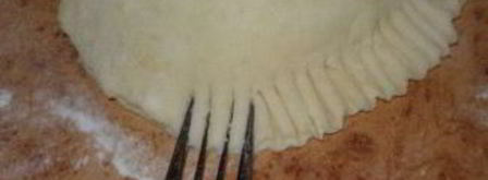 пирожки с индейкой в духовке. Шаг 8