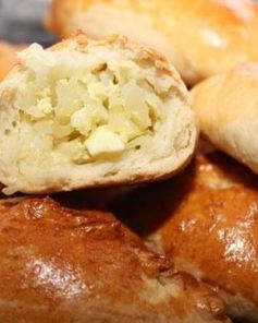 Пирожки с капустой, яйцом и луком в духовке