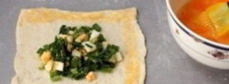 пирожки с яйцом и зеленым луком. Шаг 4