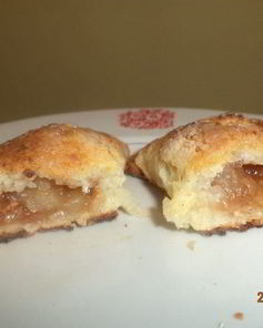 Творожные пирожки с яблоками и корицей