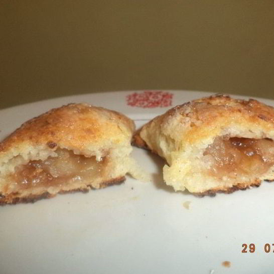 Рецепт творожных пирожков с яблоками и корицей