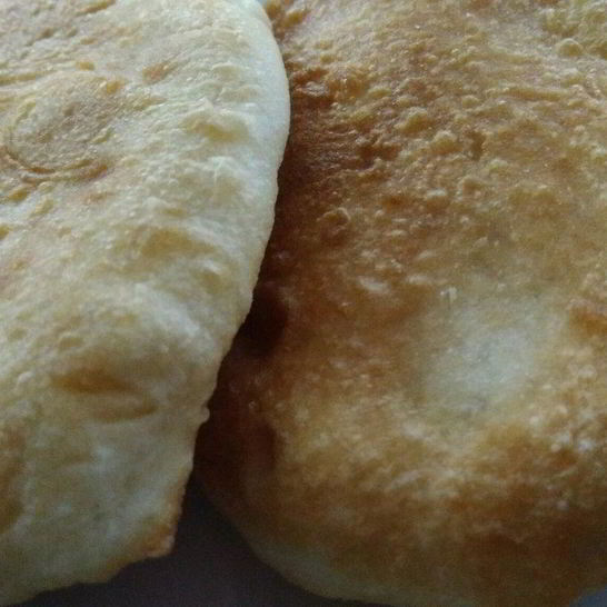 Рецепт жареных пирожков на сыворотке