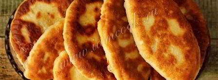 жареные пирожки с курицей, луком и морковью. Шаг 8