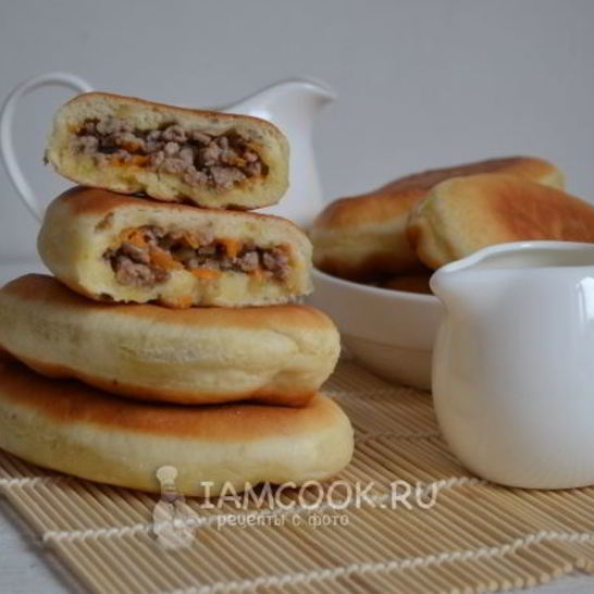Рецепт жареных пирожков с мясом на сковороде
