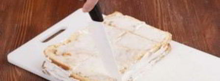 бисквитное пирожное с белковым кремом. Шаг 10