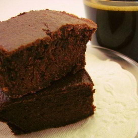 Рецепт легкого брауни с черносливом