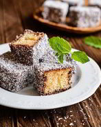 Пирожные Ламингтон