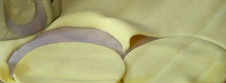 пирожные с кремом из маскарпоне, клубникой и базиликом. Шаг 3