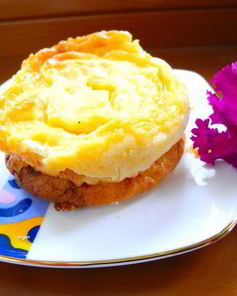 Пирожные творожные с португальским заварным кремом