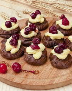 Заварные пирожные со сливочным кремом