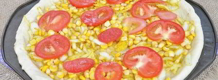 луковая пицца с кукурузой и моцареллой. Шаг 13