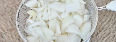 луковая пицца с кукурузой и моцареллой. Шаг 7