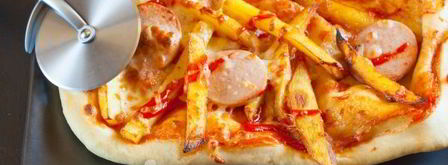 пицца с картошкой и колбасой. Шаг 15