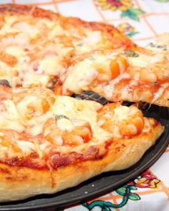 Пицца с креветками