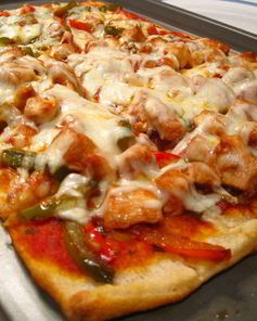 Пицца с курицей