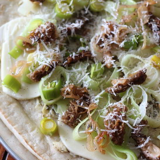 Рецепт пиццы с маринованными грибами