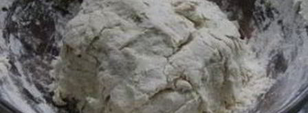 пицца с помидорами и базиликом. Шаг 2