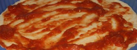 пицца сальсичча с красным перцем. Шаг 3