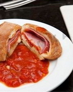 Стромболи — пицца в рулете