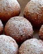 Пончики творожные