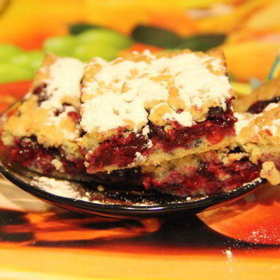 Рецепт коврижки с брусникой