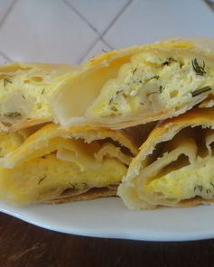 Рулетики с творогом и вишней