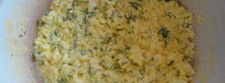 рулетики с творогом и вишней. Шаг 3