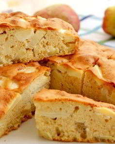 Быстрая яблочная шарлотка без яиц