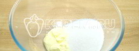 нежная шарлотка с яблоками в духовке. Шаг 2