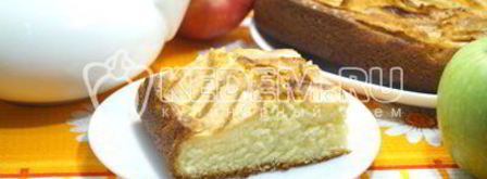 нежная шарлотка с яблоками в духовке. Шаг 14