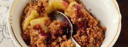 шарлотка из яблок и ржаного хлеба. Шаг 6