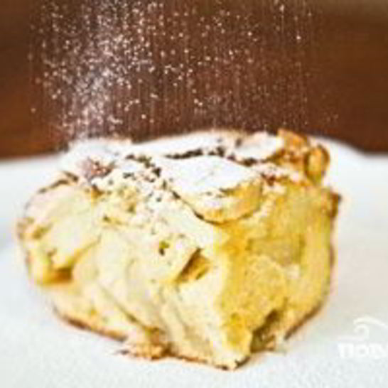 Рецепт шарлотки на простокваше с яблоками