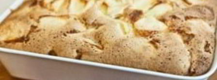 шарлотка на простокваше с яблоками. Шаг 7