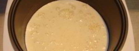 шарлотка с ананасами в мультиварке. Шаг 4