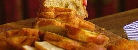 шарлотка с грушами, изюмом и корицей. Шаг 4