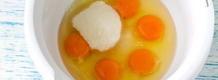 шарлотка с корицей. Шаг 2