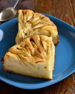 Шарлотка с манкой